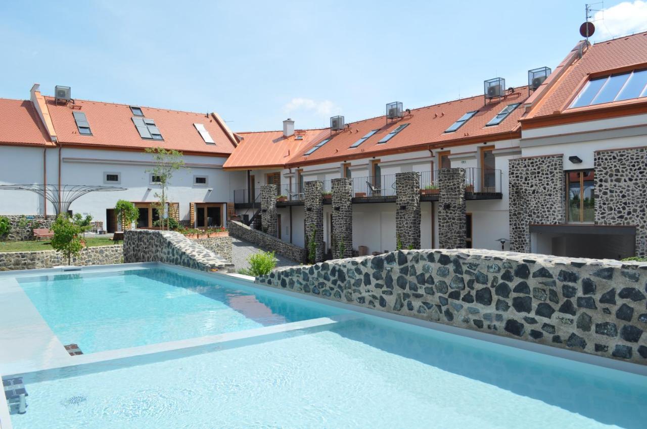 Oblik Resort Louny Buitenkant foto
