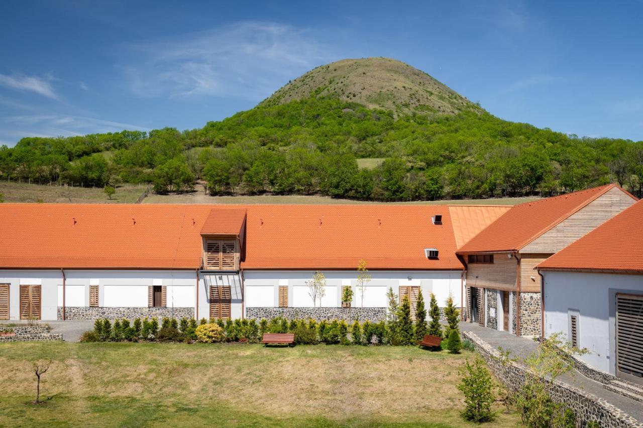 Oblik Resort Louny Buitenkant foto