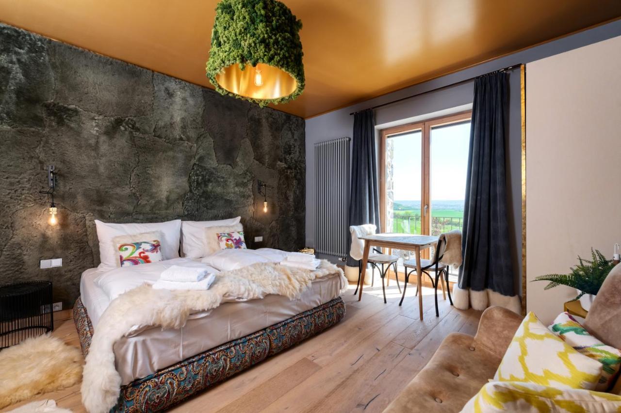 Oblik Resort Louny Buitenkant foto
