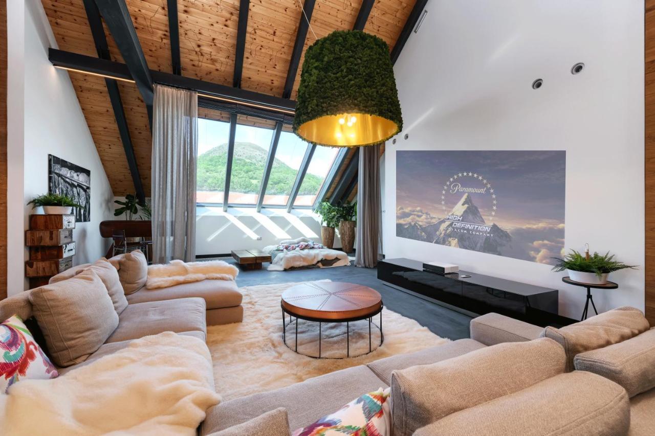 Oblik Resort Louny Buitenkant foto